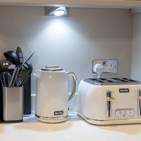 Flash Sales Offer - Any Week Day No Minimum Night Restrictions Brighton City Centre Seafront 1 Bedroom Flat Bn1Gre38 Екстериор снимка